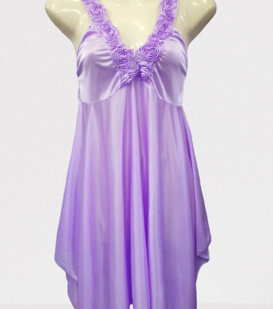 DESIGNER NECKLINE NIGHT GOWN