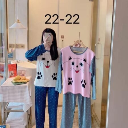 WOMEN'S WEAR