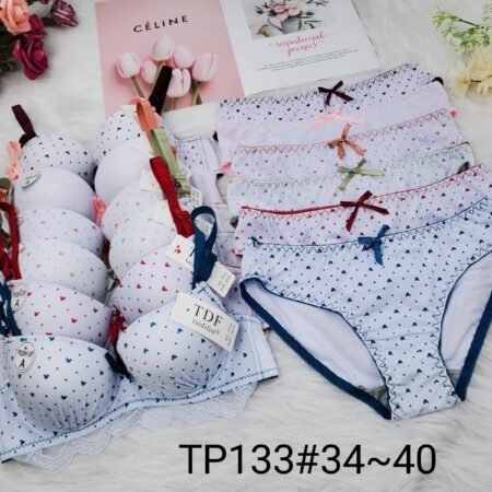 WOMEN'S WEAR