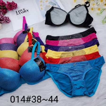 WOMEN'S WEAR