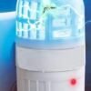Attracts & Kills Flying Insects