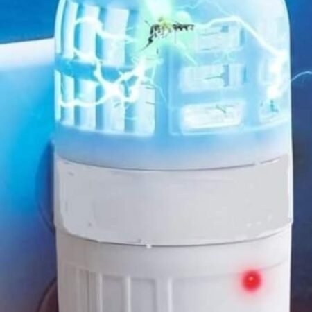 Attracts & Kills Flying Insects